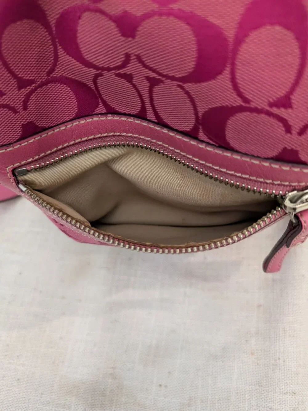 Coach Signature 9362 Pink Shoulder Bag Purse Vintage Y2K